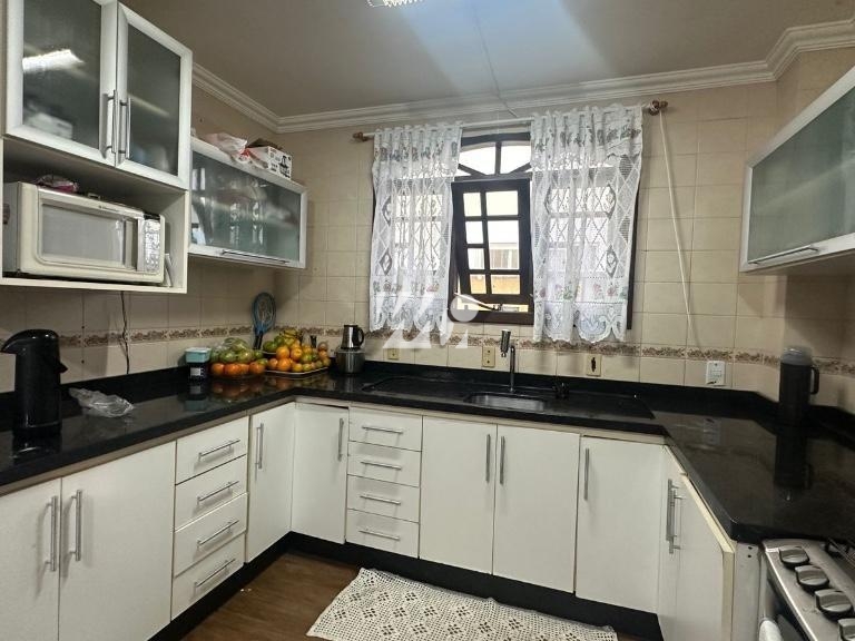 Casa em Pagani, Palhoça. 4 quartos, 269m². Imagem 8 de 14